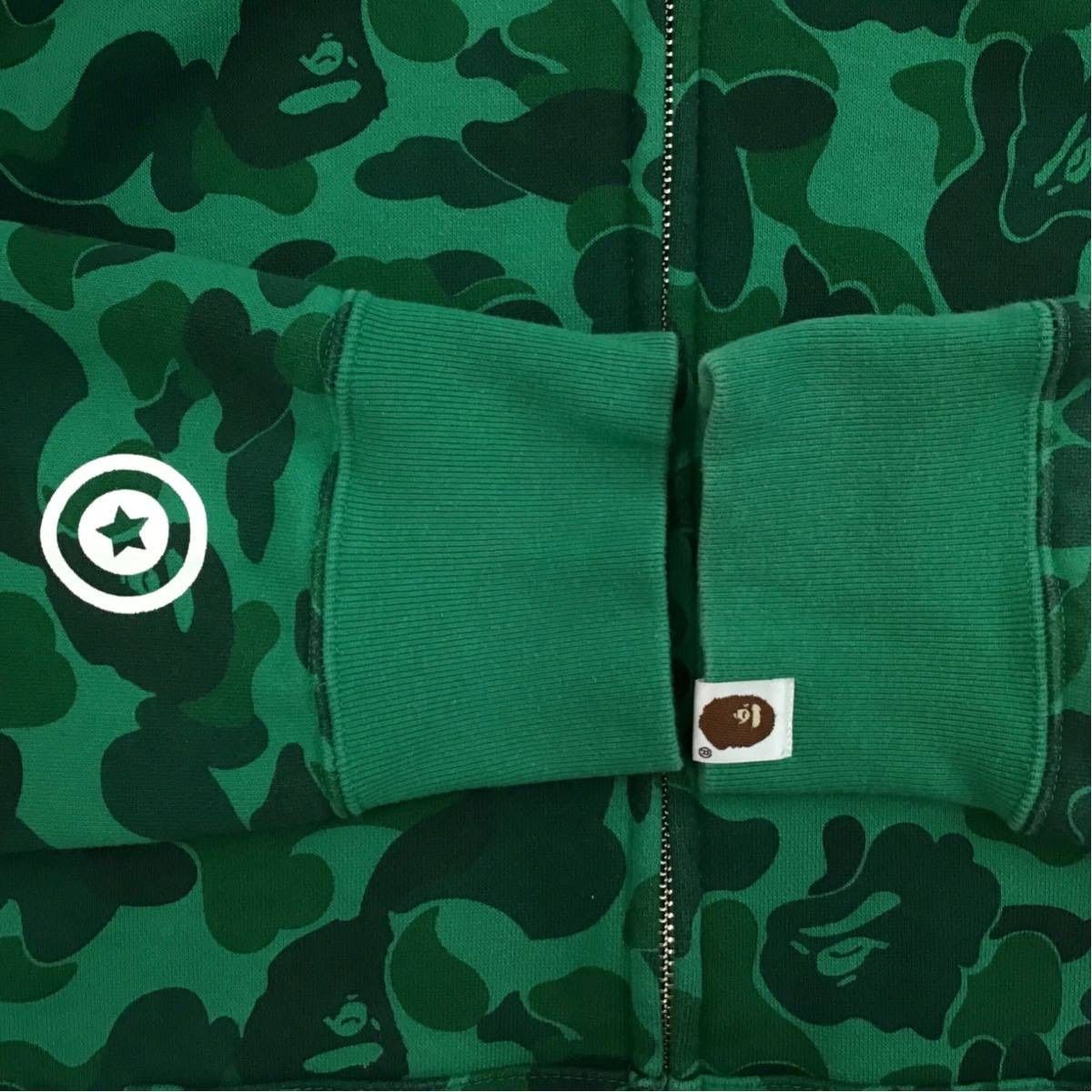 A BATHING APE 渋谷限定カラーシャークパーカー - パーカー