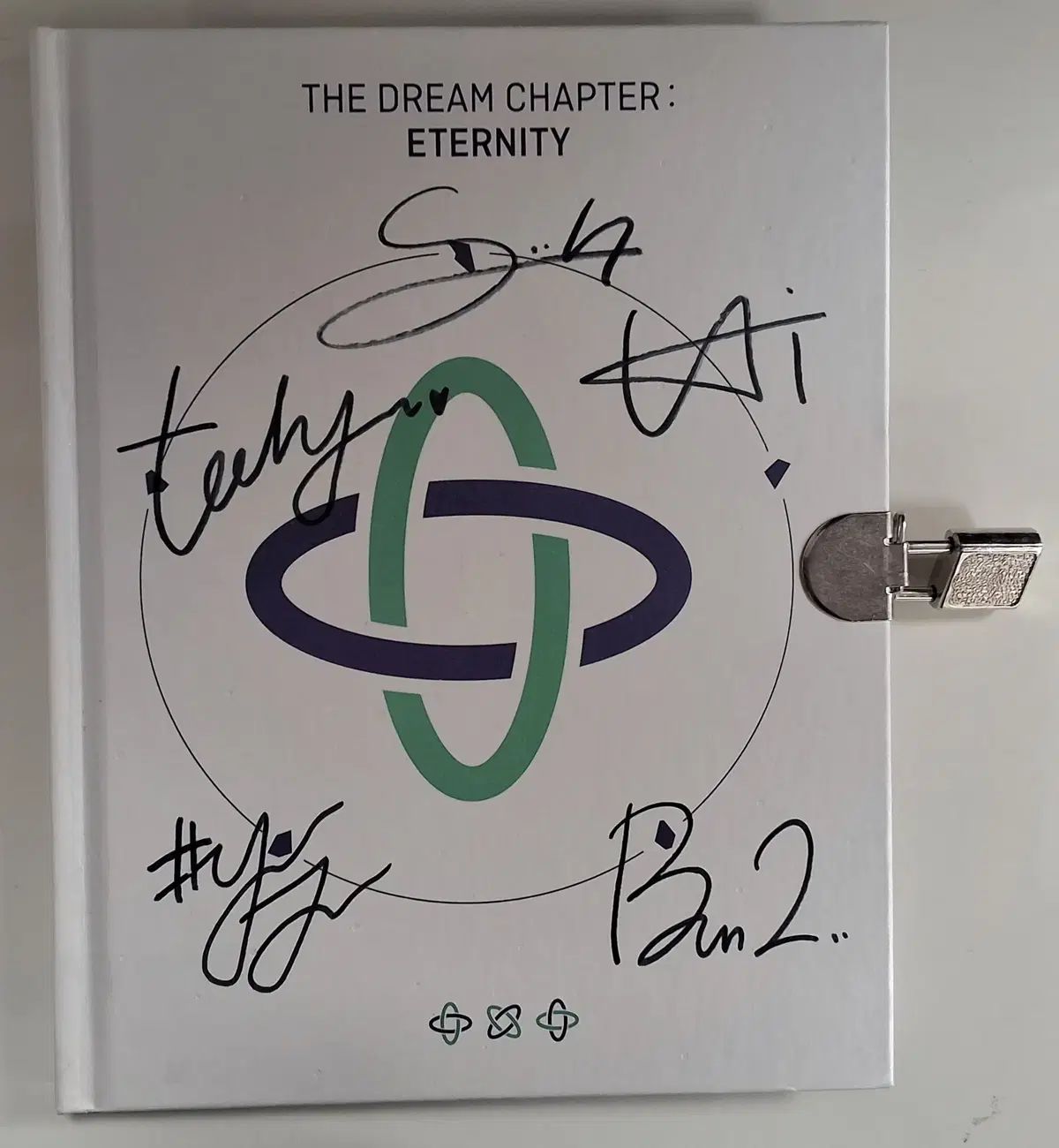 TOMORROW X TOGETHER(TXT) サイン入り アルバム txt autograph