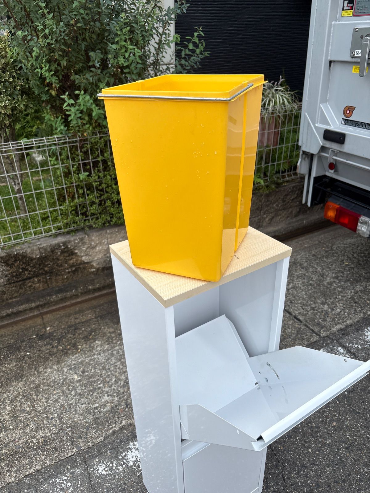 ダストボックス 2分別タイプ 隠せる収納 スリム縦型 ２段 薄型ゴミ箱 縦型ゴミ箱 ホワイト 白 スリムダストボックス デザイン家具 インテリア ゴミ箱容量18L