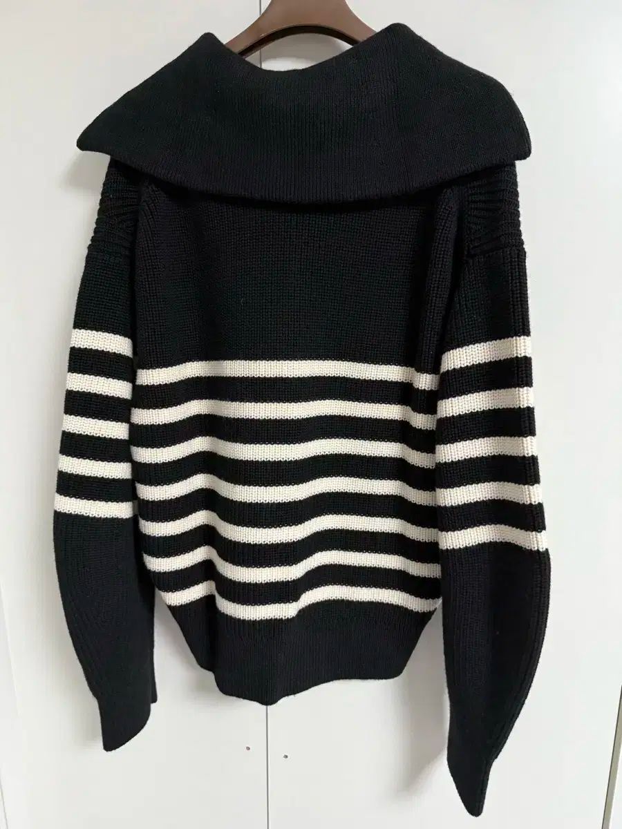 COS コス ストライプ ジップアップ ニット