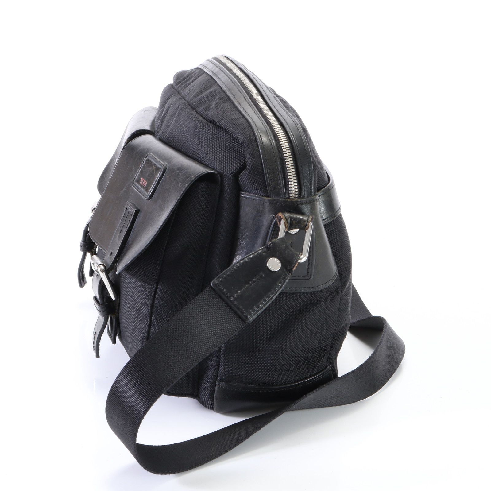 美品 TUMI レザー 24112D ショルダーバッグ メッセンジャー 【公式通販】