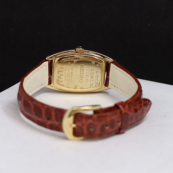 【美品・箱付き】セイコー／エクセリーヌ 1F21-0AJ0／QZ 美品・箱付き】セイコー／エクセリーヌ 1F21-0AJ0／QZ