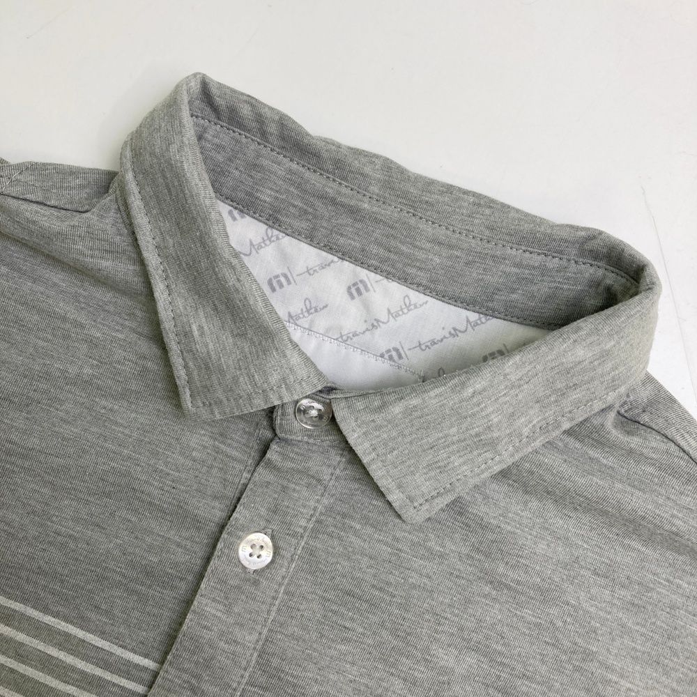 サイズ：M TRAVIS MATHEW トラビスマシュー  パイル地 半袖ポロシャツ ボーダー柄 ホワイト系 [240101425624] ゴルフウェア メンズ ストスト サイズ： TRAVIS MATHEW トラビスマシュー 半袖ポロシャツ 刺繍