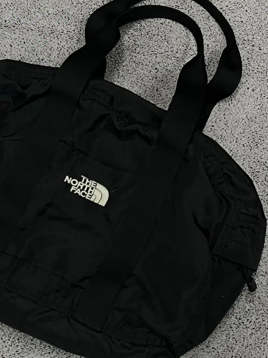 NORTH FACE