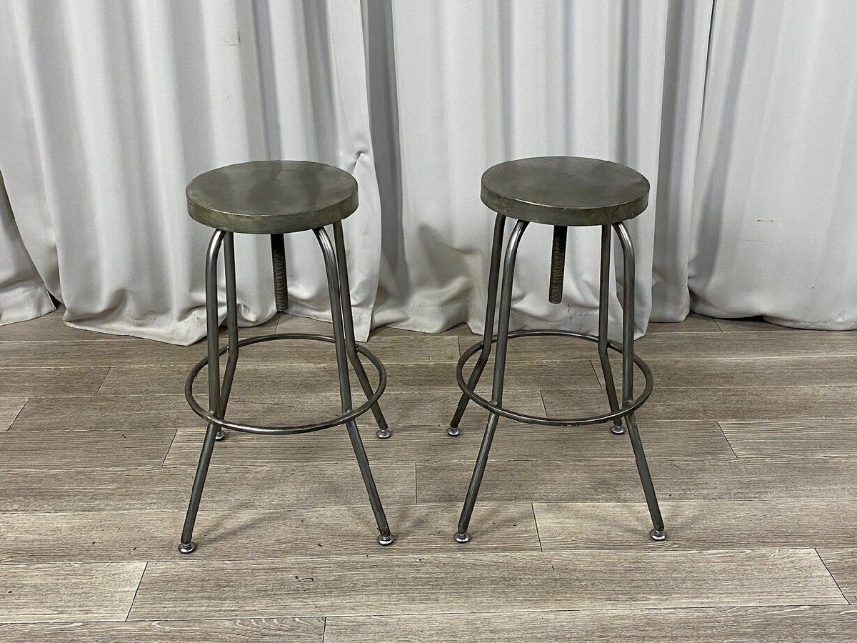 GT93 a.depeche アデペシュ インダストリアル スクリュー スツール 椅子 神奈川県秦野市 11 MARWIL-DEMENAGEMENTS_CH