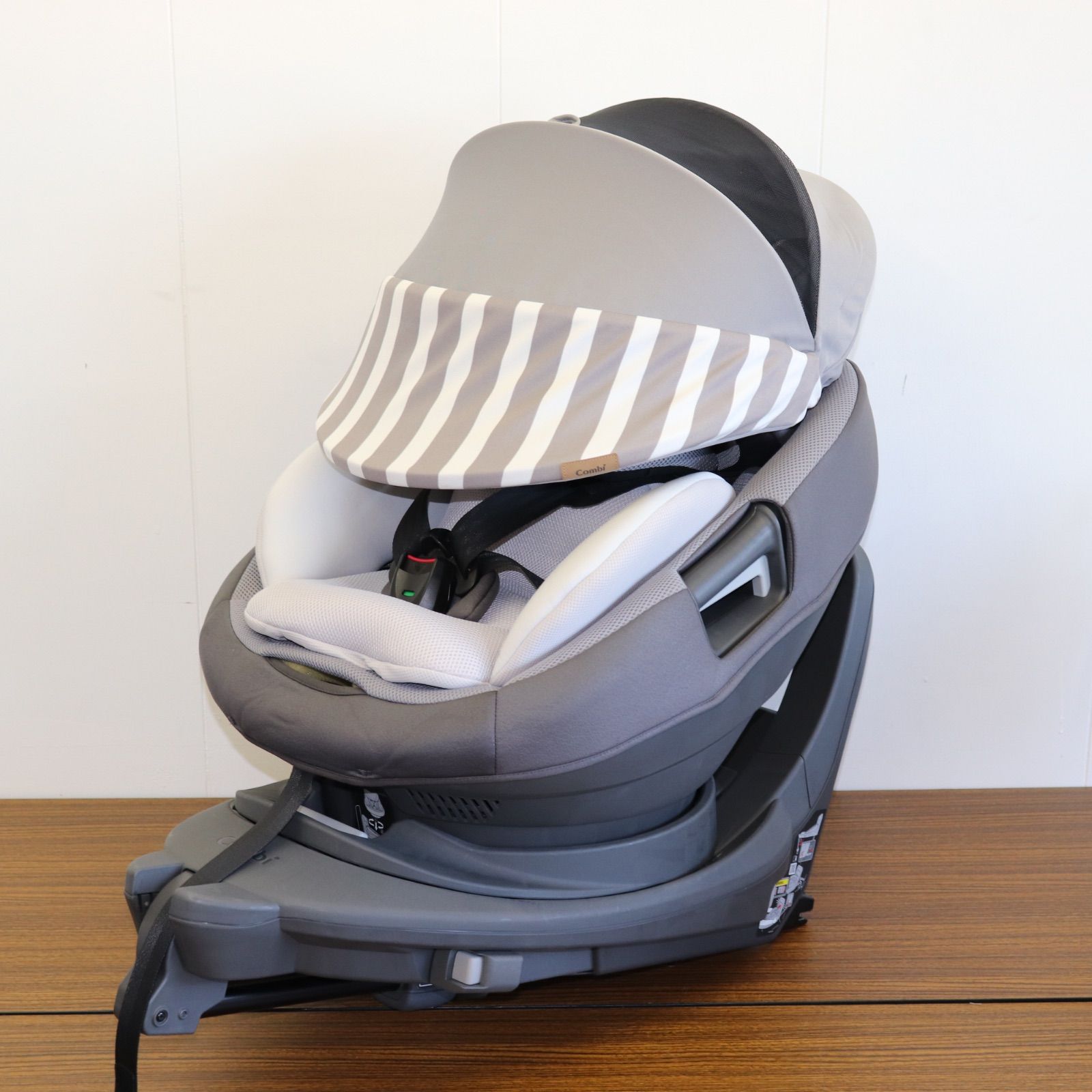 極美品】Combi コンビ THE S Air ISOFIX ザ・エス エアー アイソ 