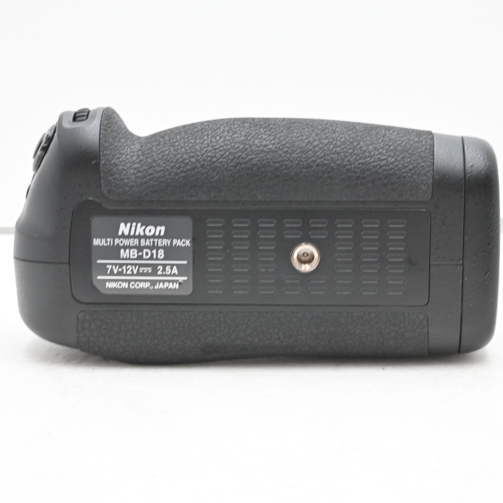 初回特典付き！ 上品 Nikonマルチパワーバッテリーパック MB-D18 希望