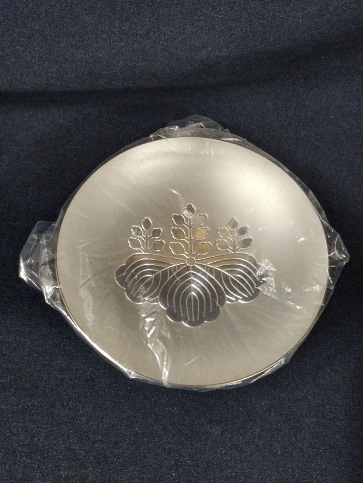 銀杯 内閣総理大臣贈桐箱入り 銀杯 内閣総理大臣贈桐箱入り 銀杯 内閣総理大臣贈桐箱入り 銀杯 内閣