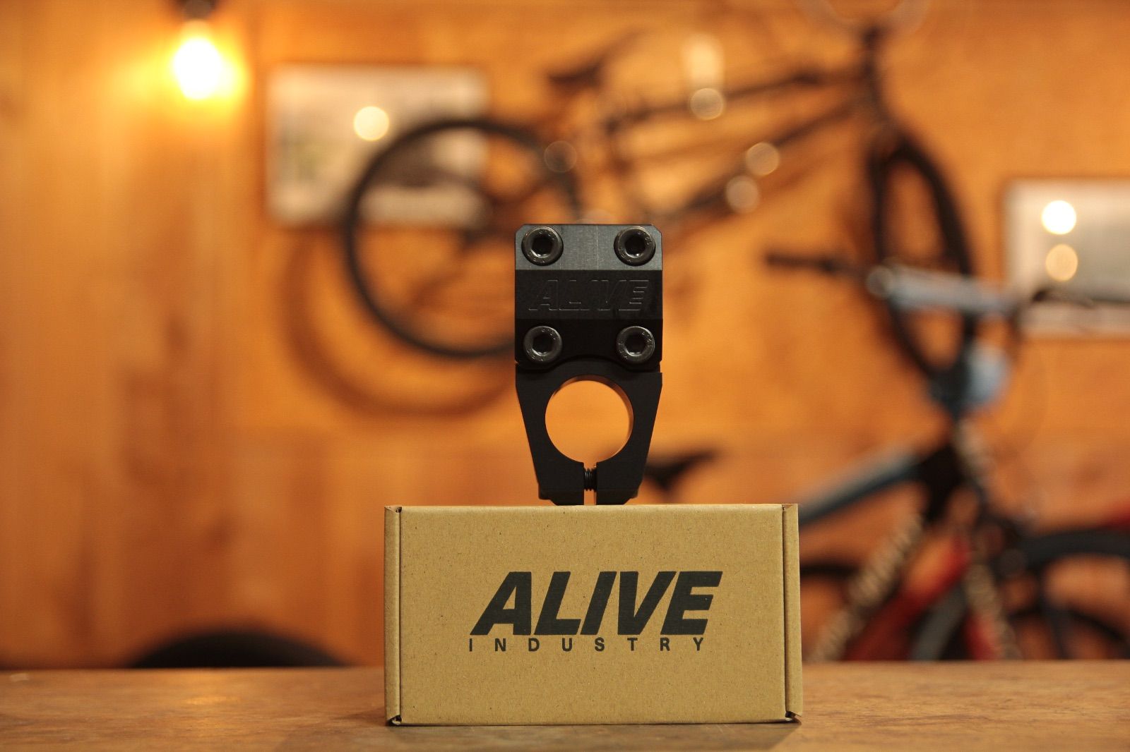 ALIVE INDUSTRY RT STEM 40 V3 BLK bmx