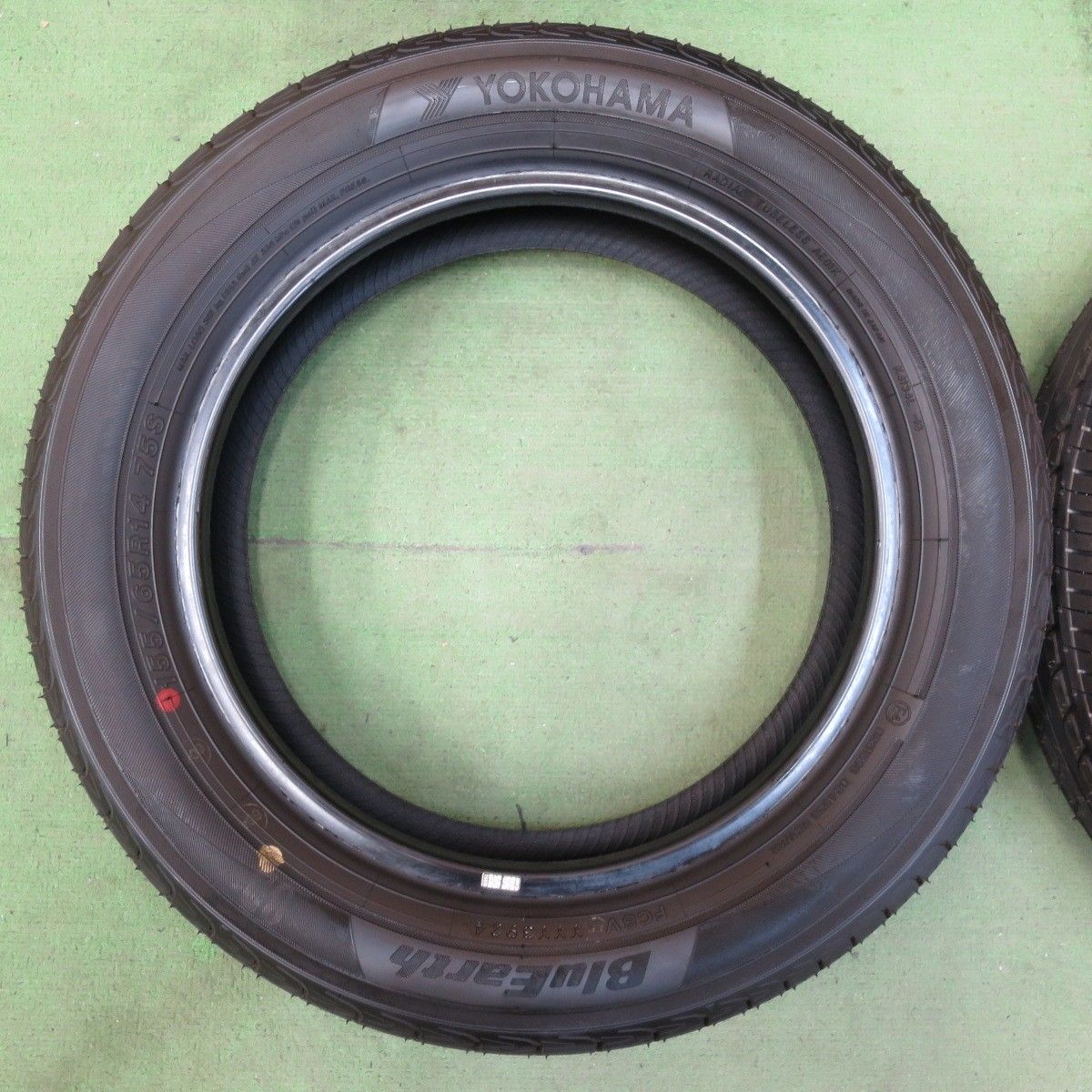 新車外し！24年☆155/65R14 ヨコハマ ブルーアース AE01K タイヤ 14 
