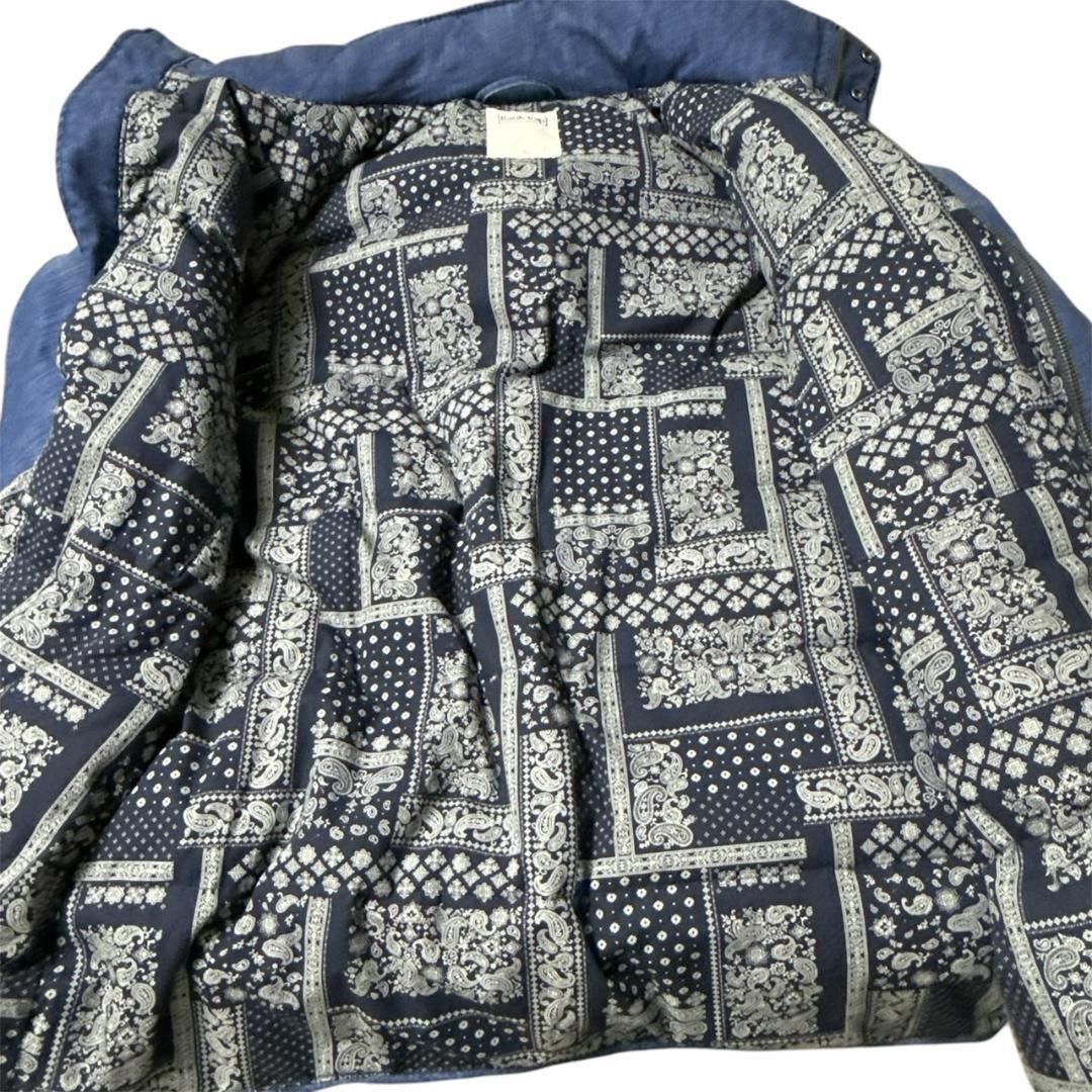 ダウンジャケット ペイズリー柄