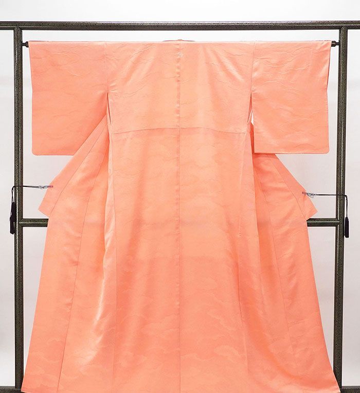 色無地 正絹 フラミンゴピンク 身丈158cm 裄丈64.5cm 中陰剣片喰 美品