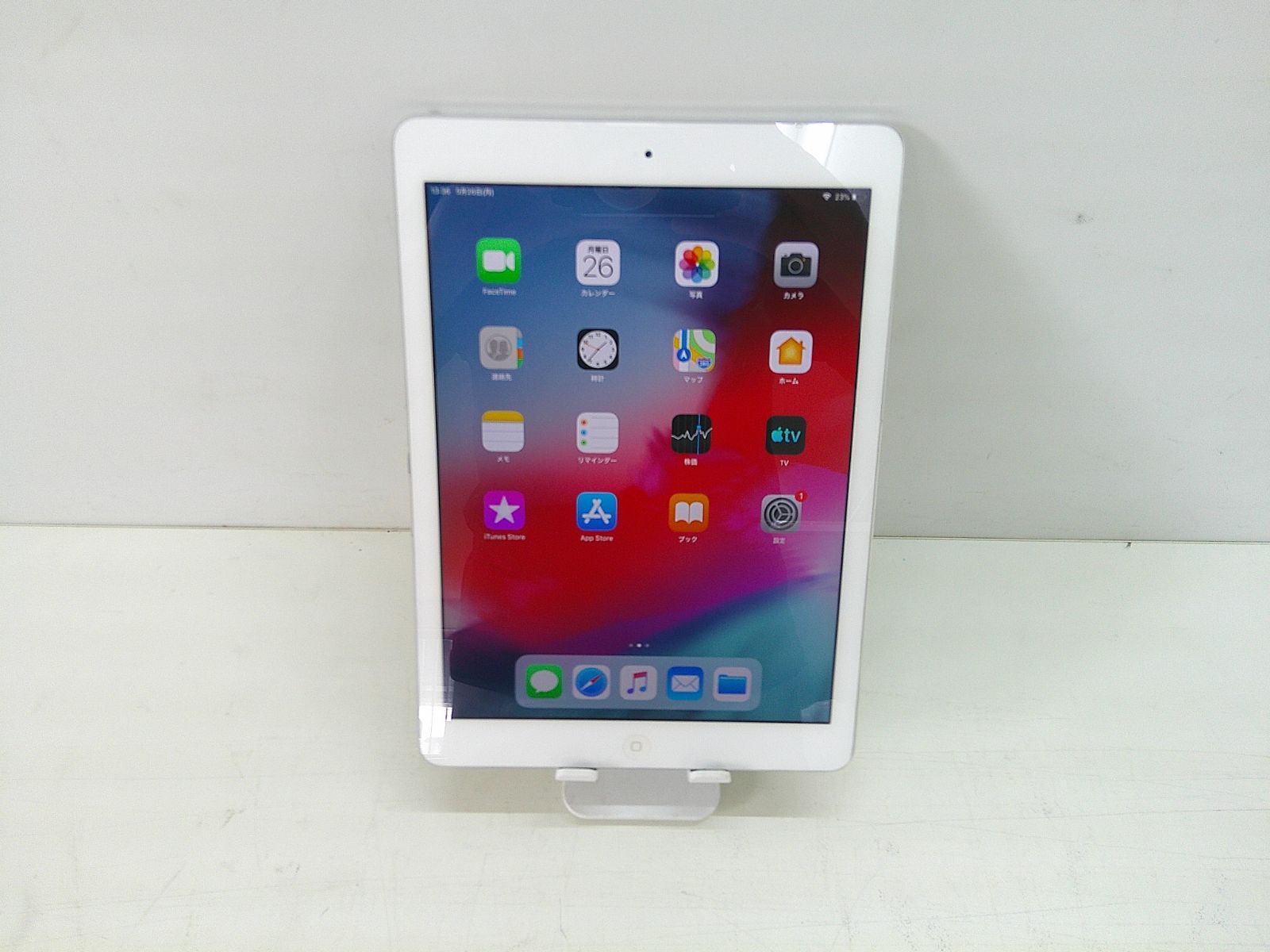Apple◎iPad Air◎A1474◎WiFiモデル◎16GB◎シルバー Z0177
