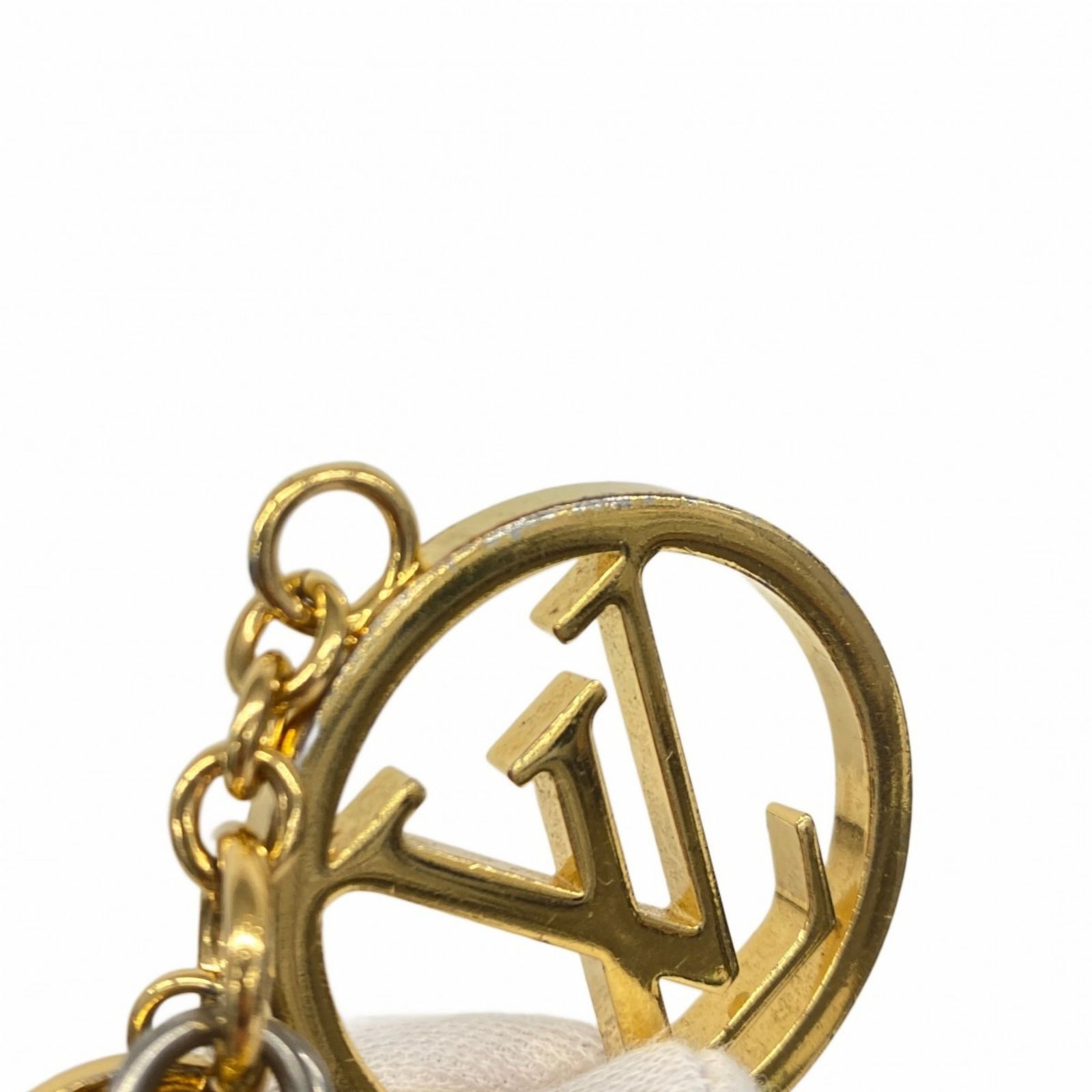 Vuitton