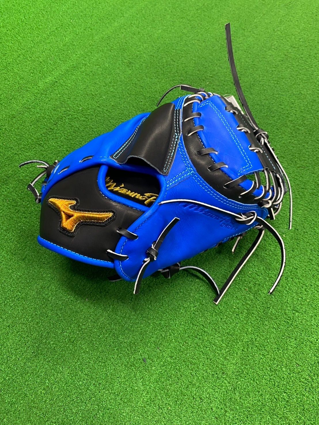 ミズノ軟式キャッチャーミット ミズノ 軟式キャッチャーミット Cyclone