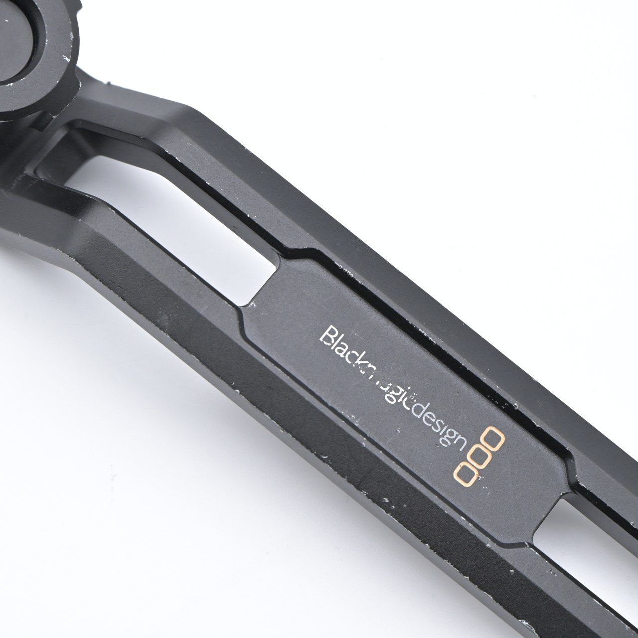 ブラックマジックデザイン