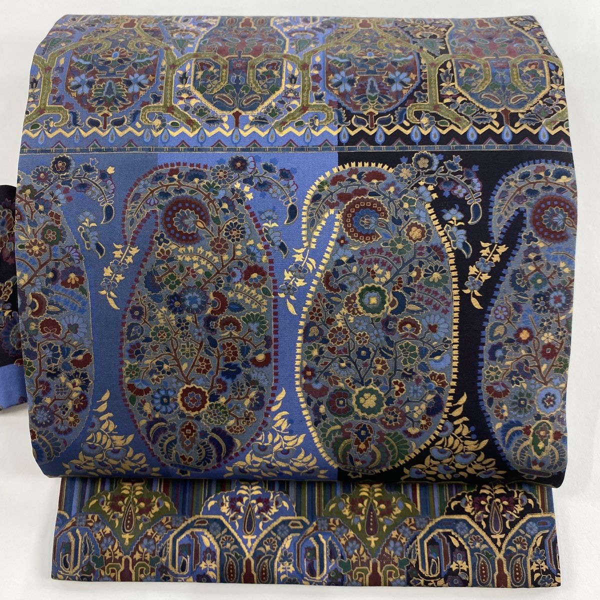 名古屋帯 秀品 鈴乃屋 ペイズリー 草花 金彩 藍色 正絹