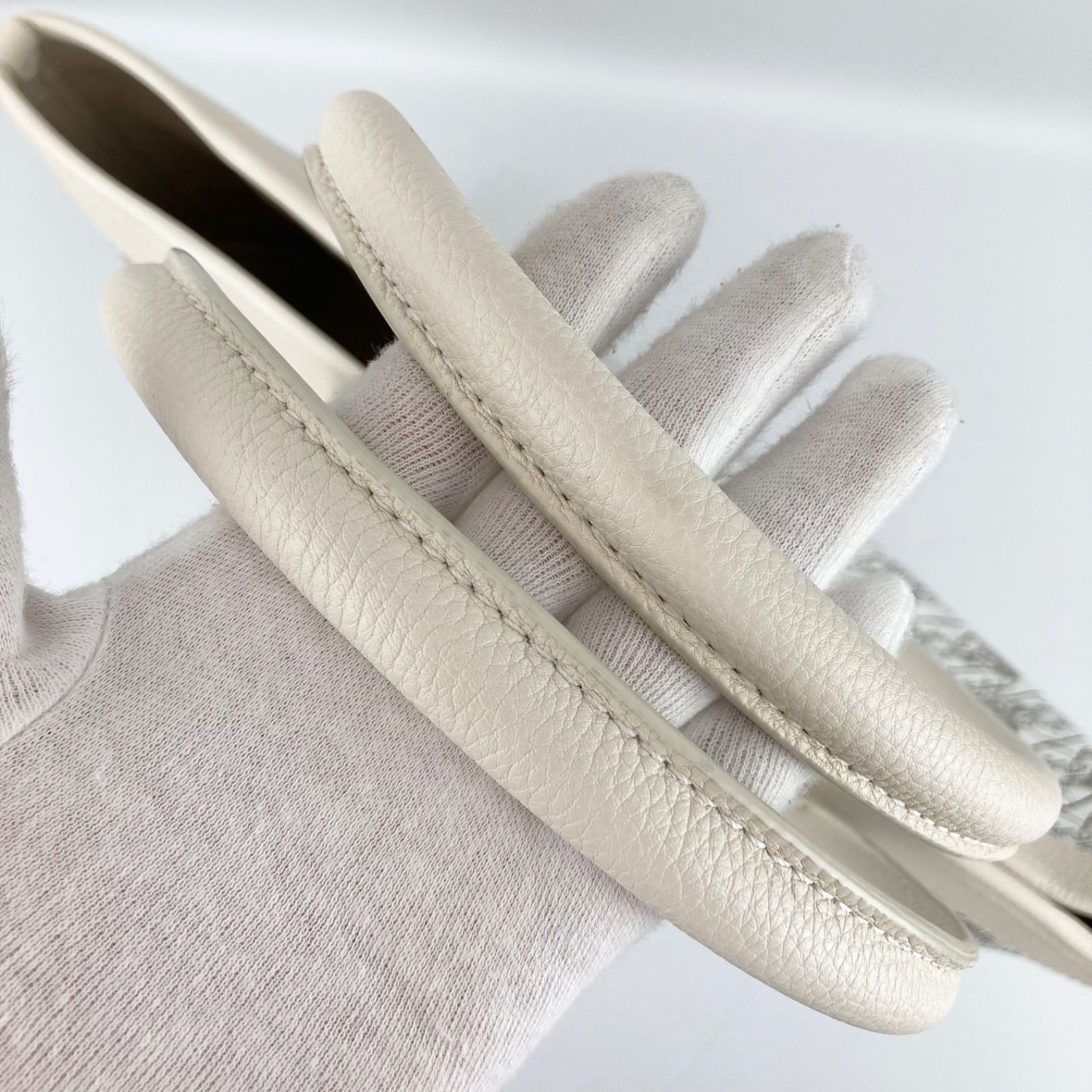 Berluti（ベルルッティ） ベージュとブラックのキャンバスバッグ