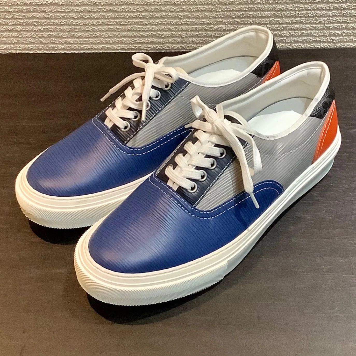 LV エピ トロカデロ・ライン スニーカー ブルー×グレー×オレンジ 25cm