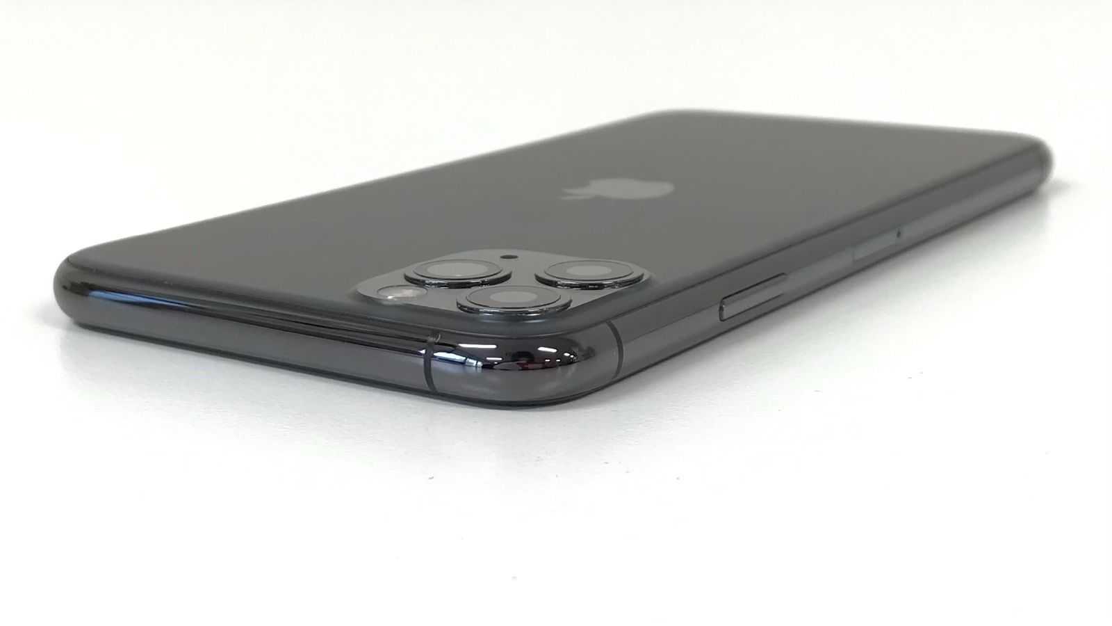 θ【国内版SIMフリー】iPhone 11 Pro Max 256GB