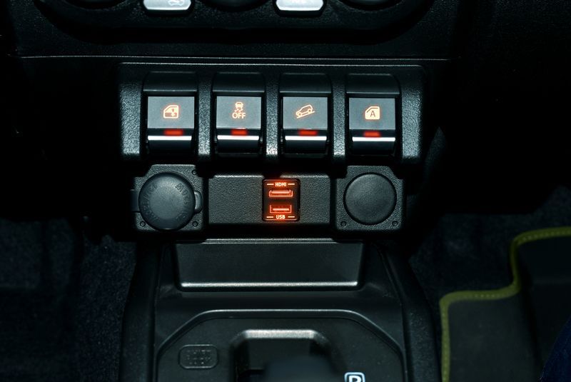 アルパインKCU-Y630DA-LED-AアンバーLEDトヨタ車用USB|HDMI接続ユニット アルパインディスプレイオーディオ