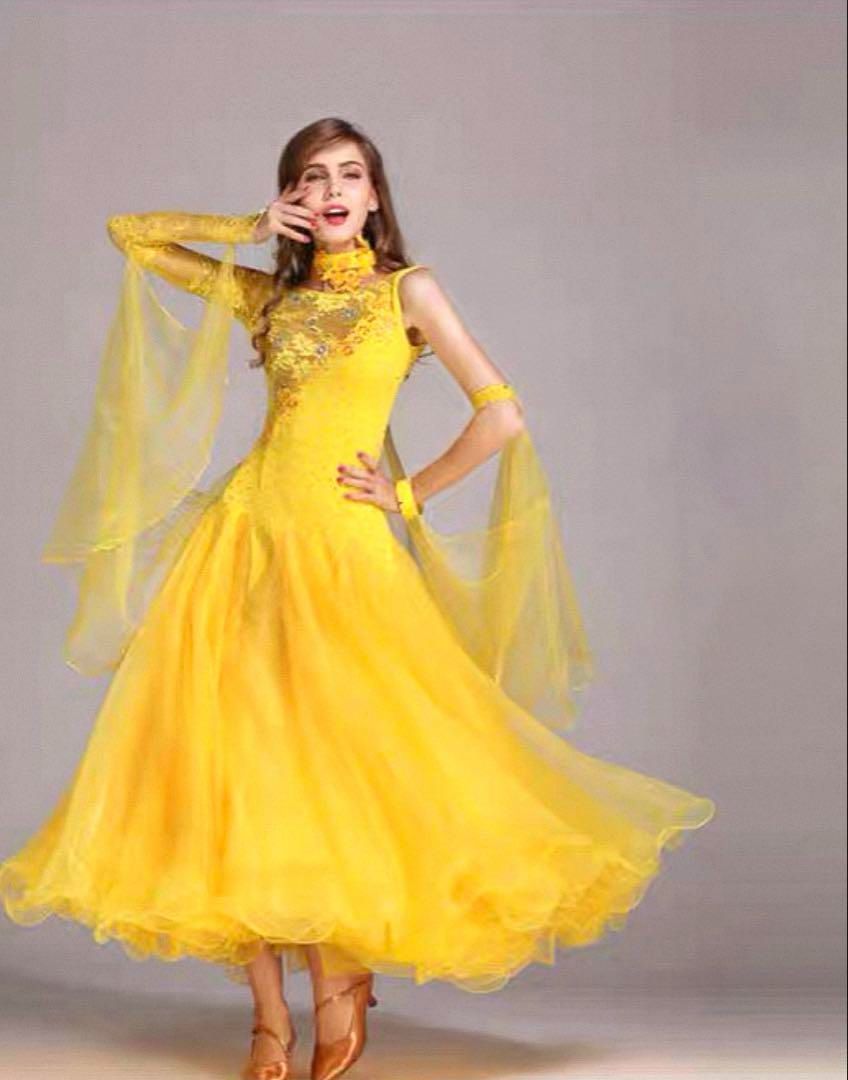 ♥ スタンダードドレス 競技会 発表会 デモにオススメな華やかデザイン