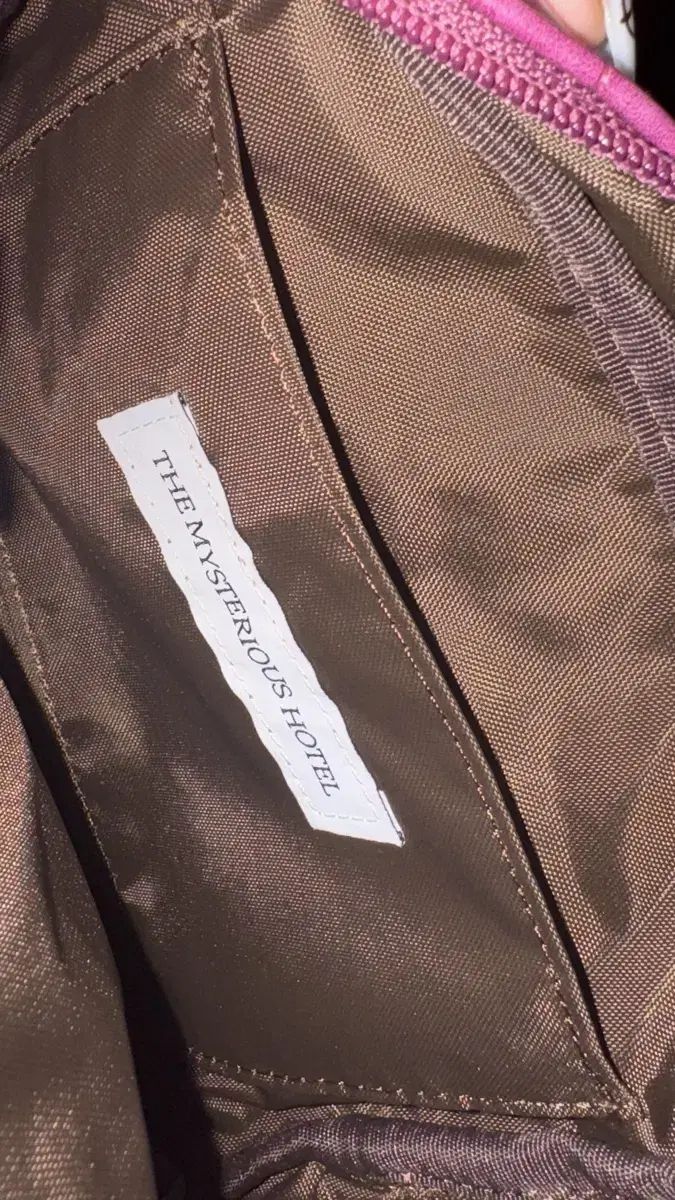 ザミステリアスホテル