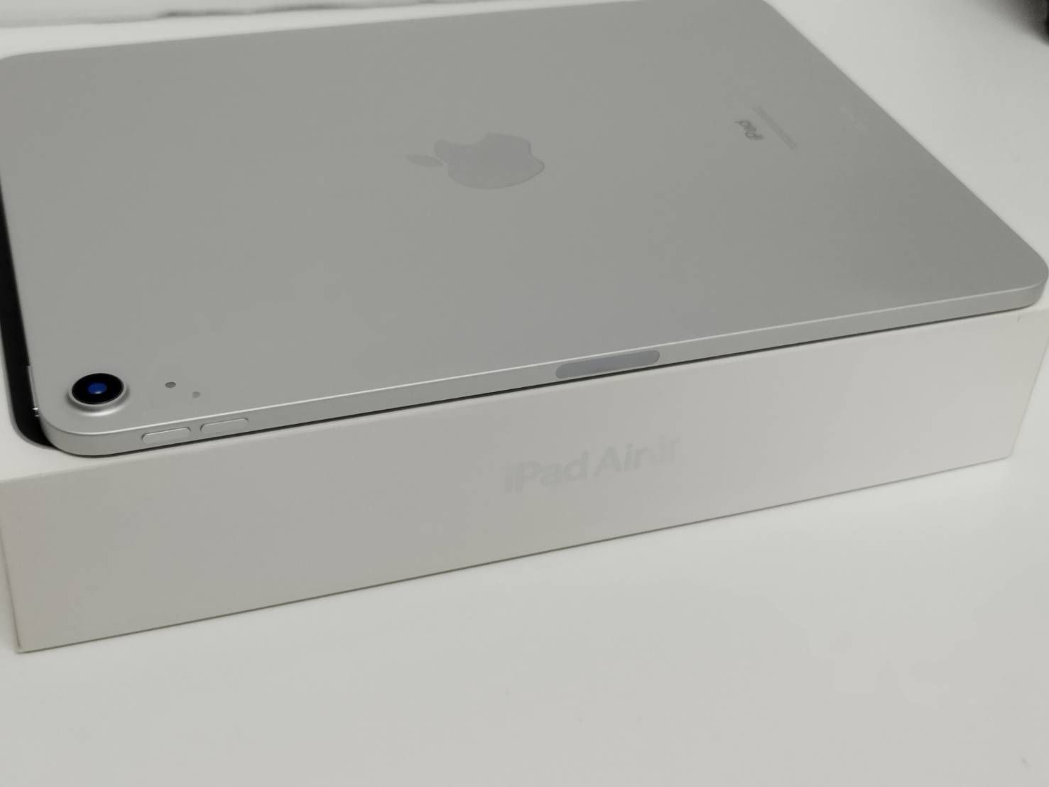 Wi-Fiモデル】iPad Air 第4世代/64GB/A2316〈MYFN2J/A〉 - メルカリ Wi-Fiモデル】iPad Air 第4世代/64GB/A2316〈MYFN2J/A〉 - メルカリ