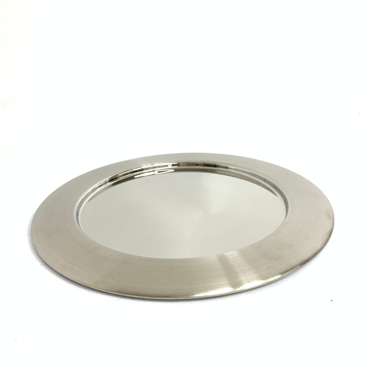 iittala イッタラ トレイ/サルパネヴァ 32cm シルバーカラー