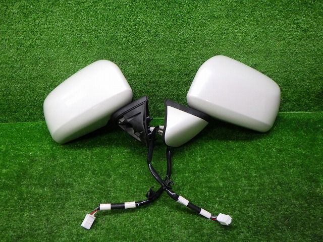 ダイハツ　L575S　L585S　コンテ　ドアミラー左右　カラーW24　7P　240829018