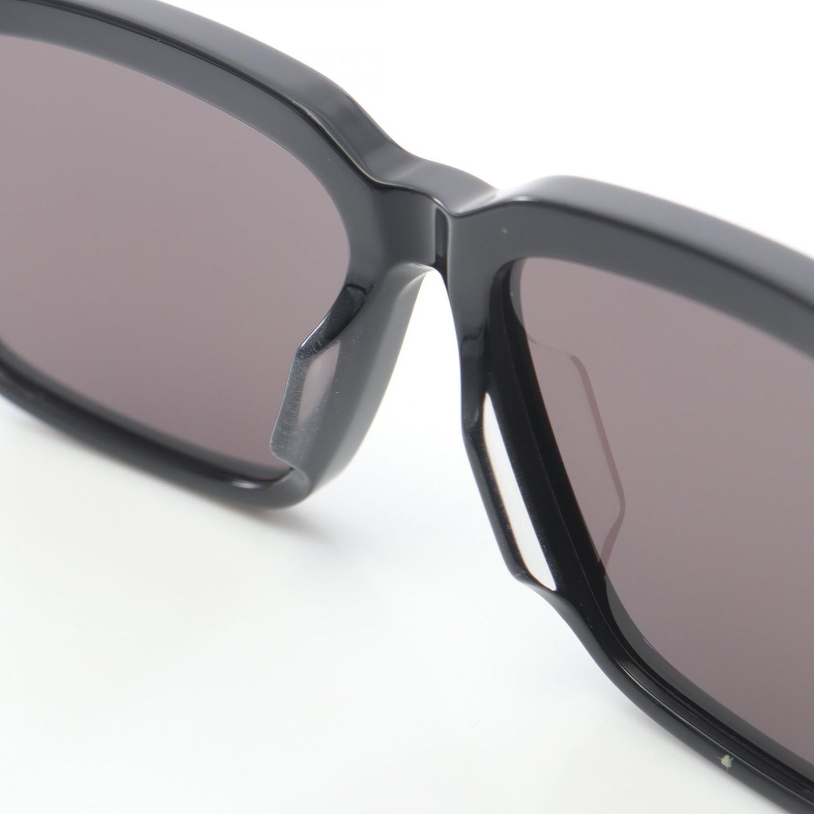 ボッテガヴェネタ　サングラス ボッテガヴェネタ BOTTEGA VENETA サングラス BV1261S-001