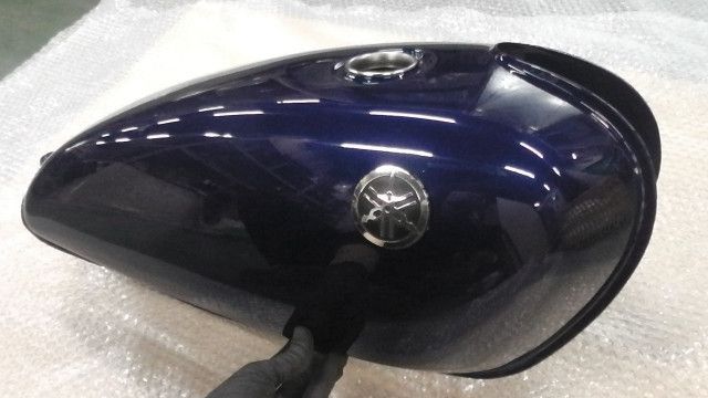 SR400FI RH03J-000xxx の タンク:#1713855342 - メルカリ