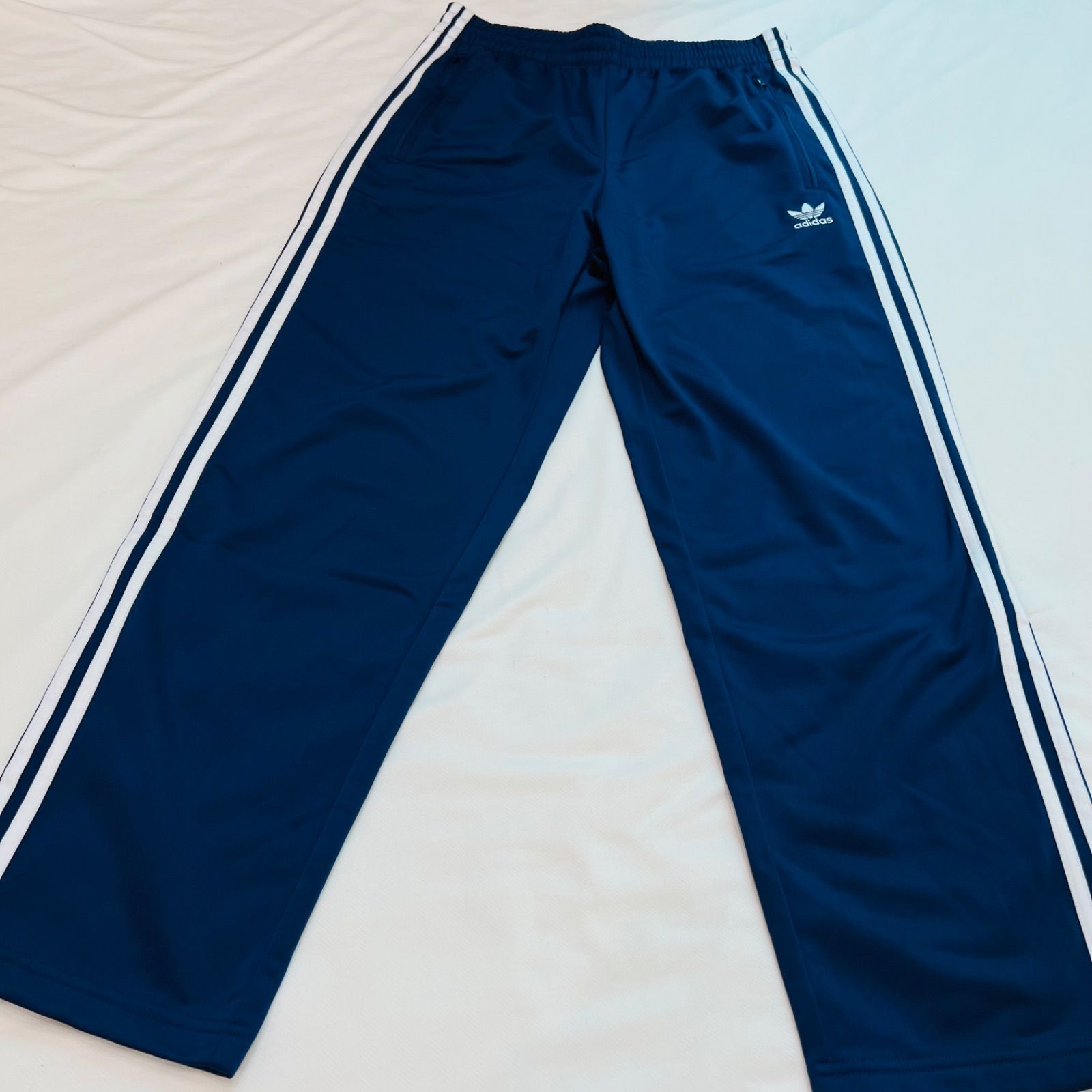 adidas テーパードトラックパンツ (アディダス)(ユニセックス