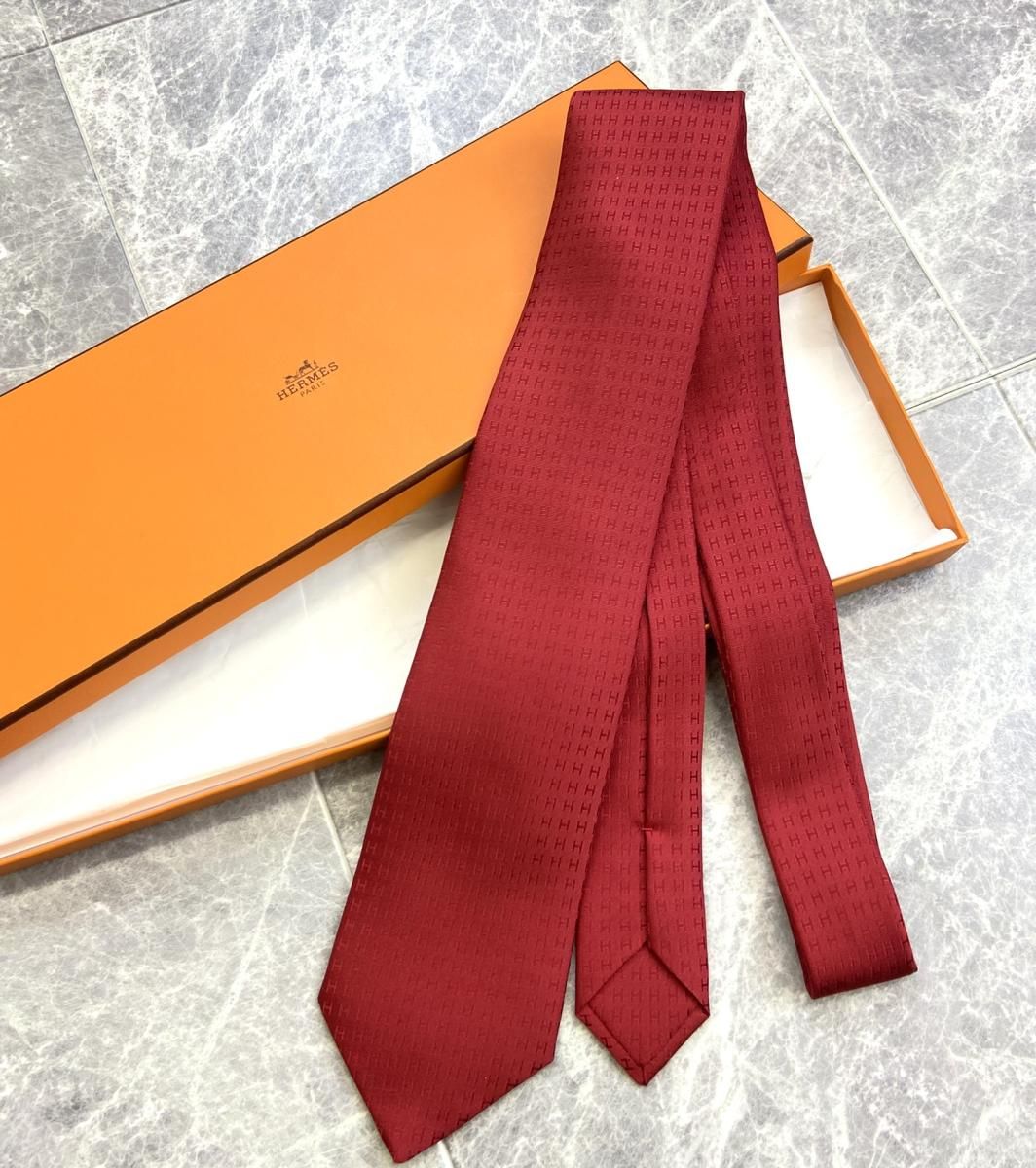 【美品】 HERMES （エルメス） H織りタイ 8 cm 《ファソネ H》 ネクタイ Necktie　赤 レッド  H030189T 45 