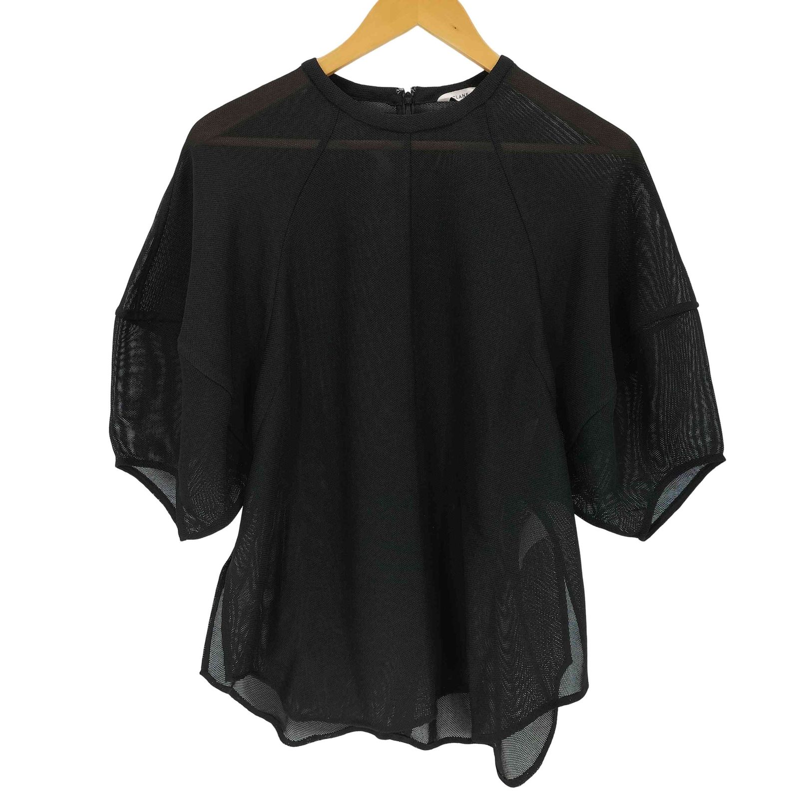 新品タグ付きCLANE メッシュフォームスリーブ ブラウス ブラック CLANE（クラネ）の「【CLANE/クラネ】MESH FORM SLEEVE BLOUSE