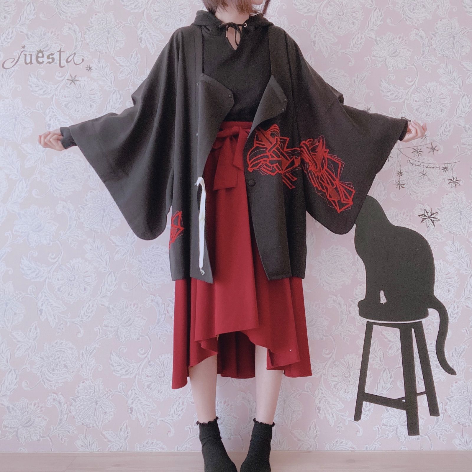 レトロ古着 和洋折衷コーデ売り 黒×赤系 3点セット - メルカリ