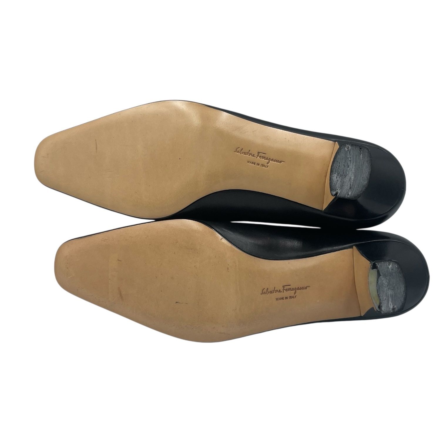 フェラガモ バレエシューズ 37.5 パンプス 三越伊勢丹 | FERRAGAMO/フェラガモ_Women通販 | ヴァリナ