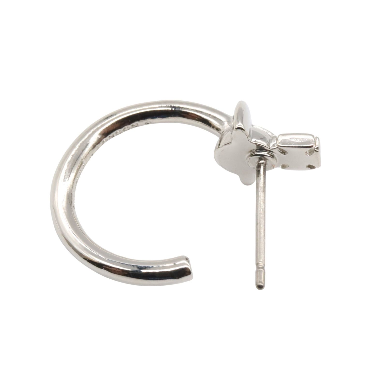 りずさん専用Vivienne Westwood シルバー ピアス(片耳用) Vivienne Westwood シルバーピアス片耳用 りずさん専用Vivienne