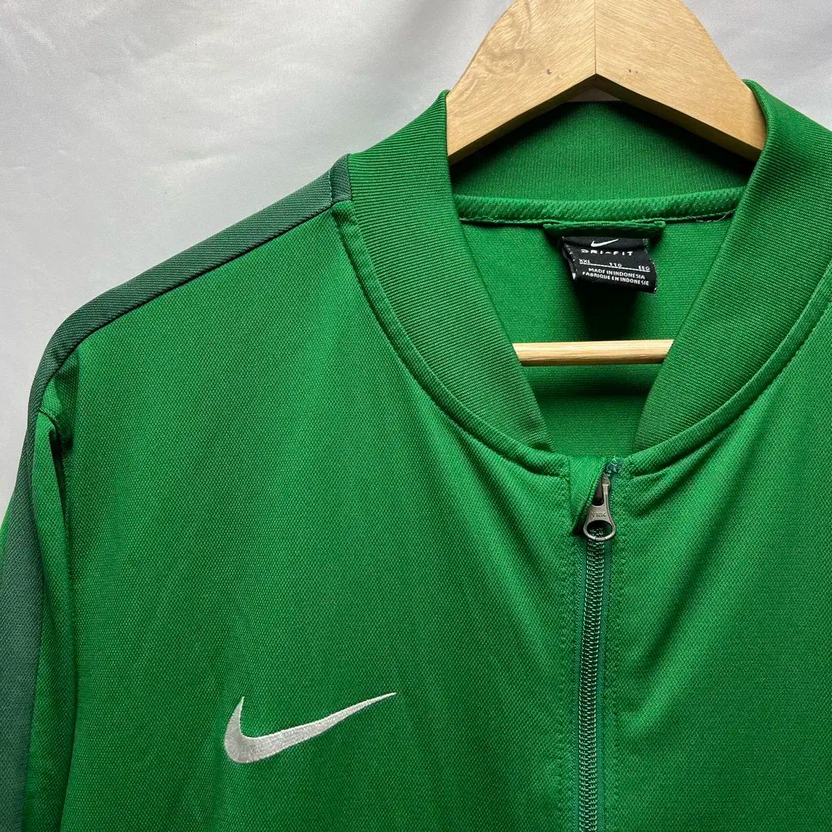 純正品/ 3XL Nike(ナイキ） スウッシュ ドライフィット サイド