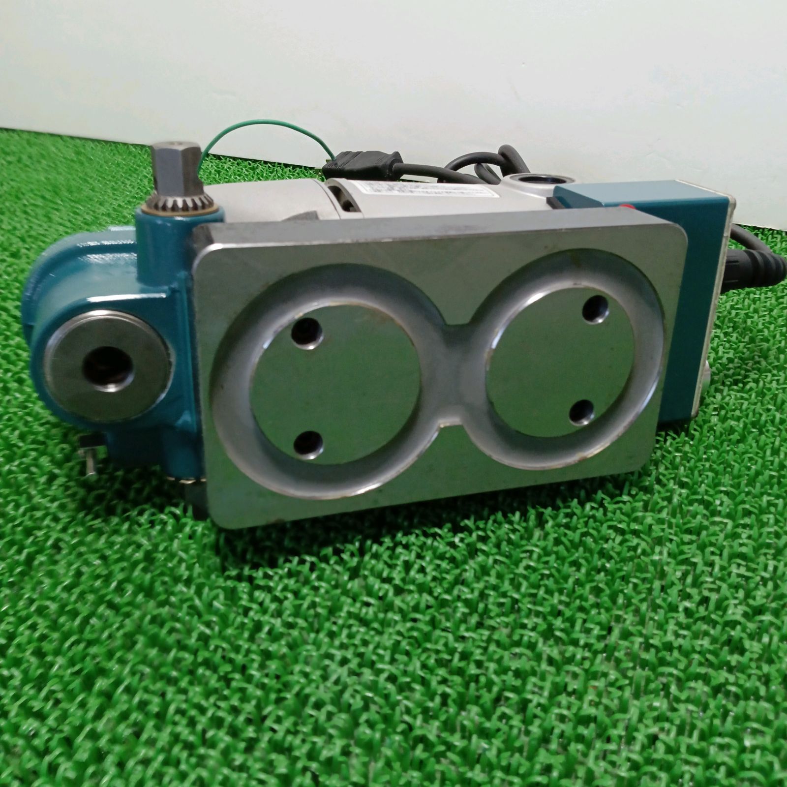 makita小型磁気ボール盤HB270