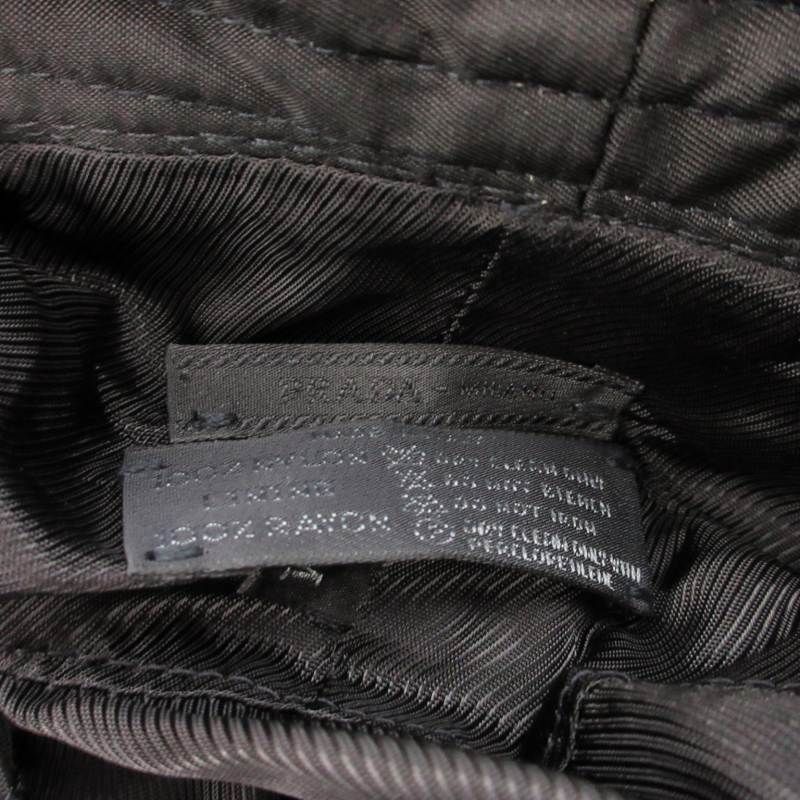 プラダ PRADA バケットハット 帽子 ベルトデザイン ナイロン 黒