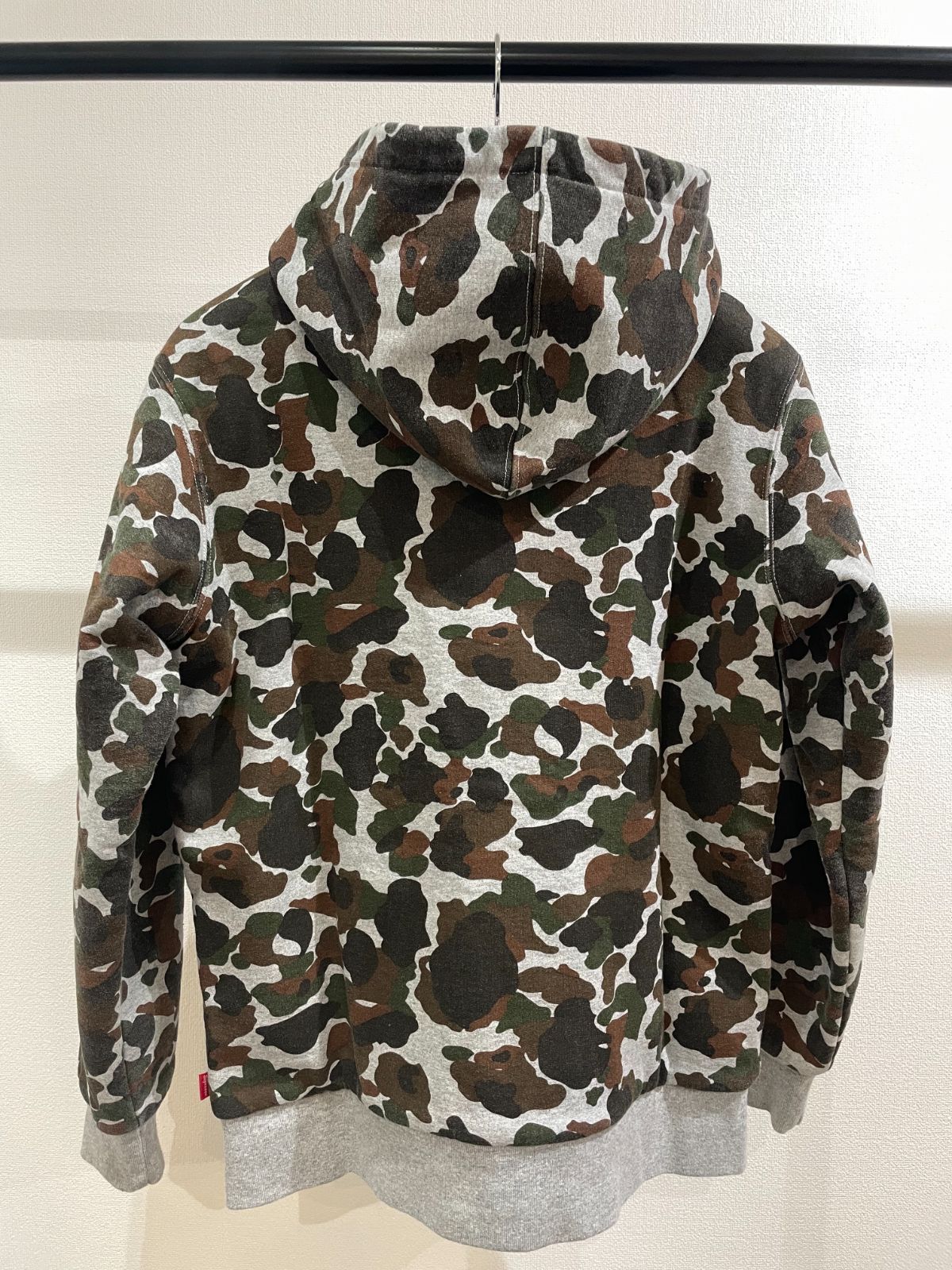 Supreme シュプリーム アーチロゴ 12AW 迷彩 未使用｜トップス