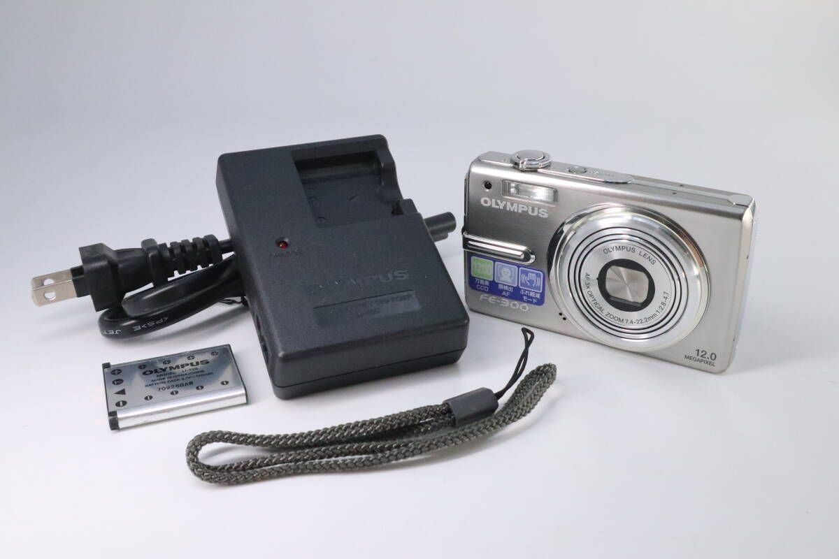 KEEYE 監視カメラ 2台とモニター 3TB　P500-DP12-2 KEEYE 監視カメラ 2台とモニター 3TB P500-DP12-2