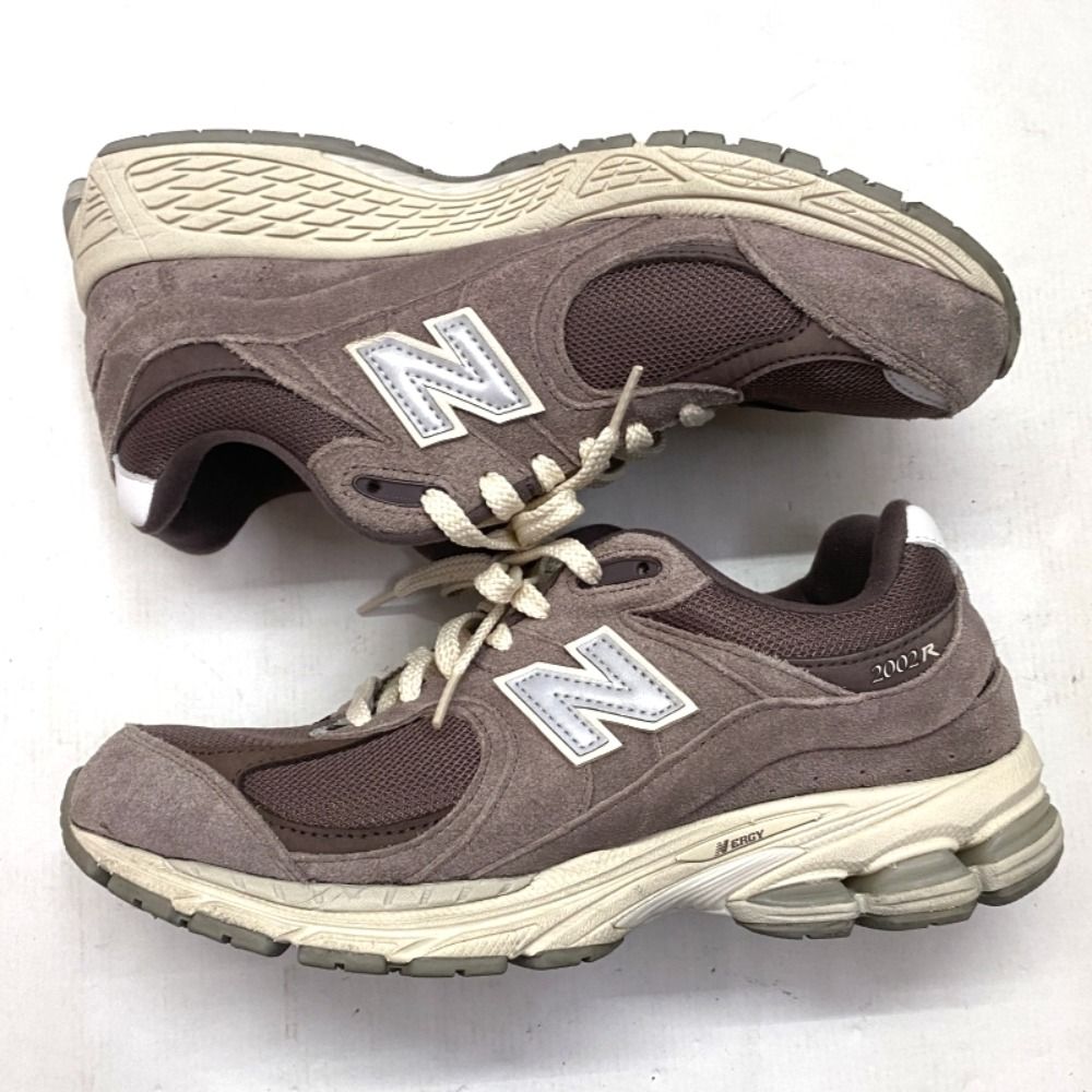 03w16985【箱付き】 New Balance 2002R Black Fig ニューバランス 
