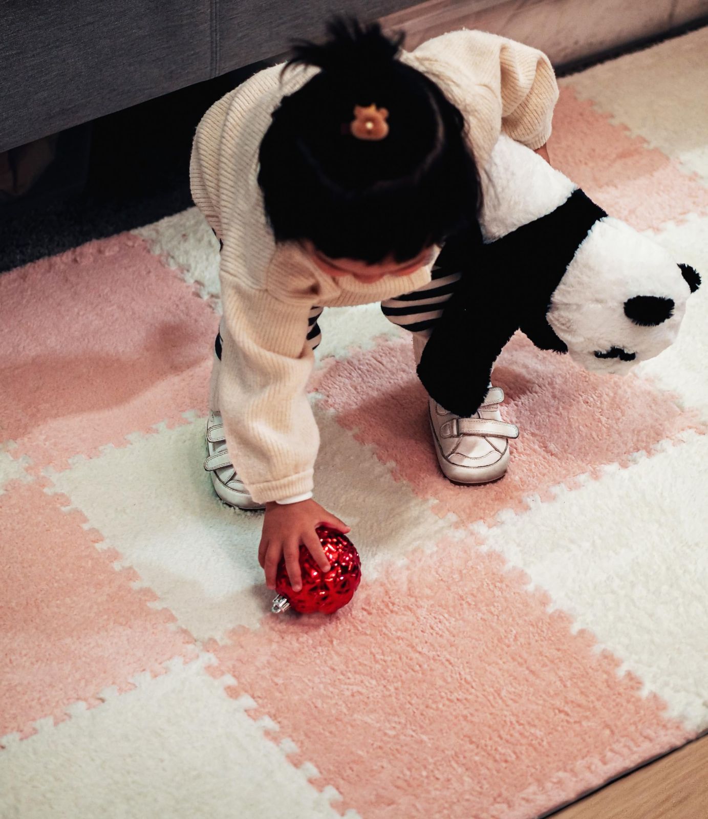 ジョイントマット ジョイント マット カーペット ラグ 大判 厚手 ノンホルム 抗菌 防臭 200×250 250×250 正方形 防音 床暖房対応 45cm 18mm 36枚 4.5畳 : 起毛ジョイントマット 柔らかい もこもこ タイル