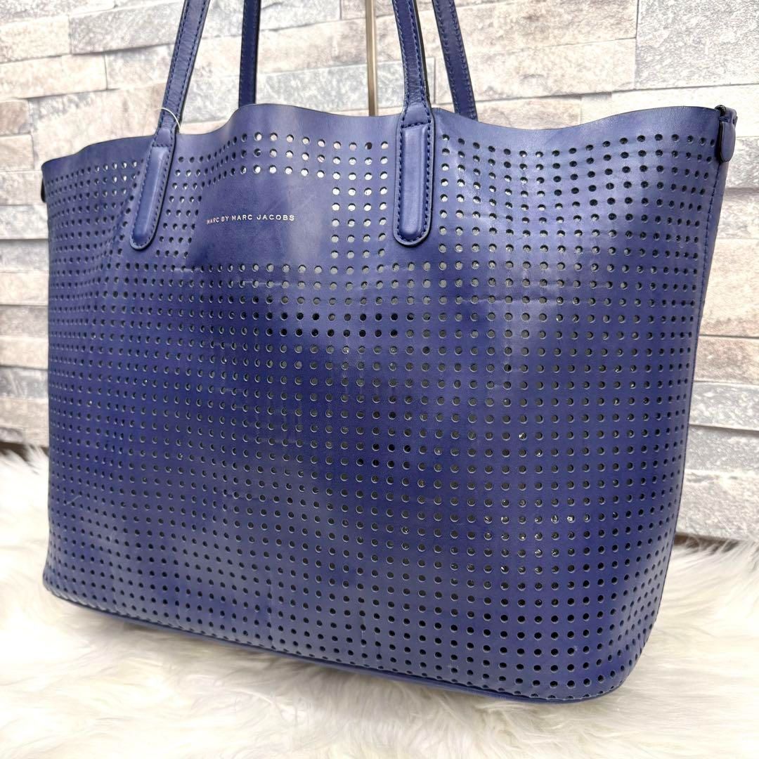 MARC BY MARC JACOBS マークバイマークジェイコブス パンチングレザートートバック ハンドバッグ A4ポーチ付き革鞄 ブルー