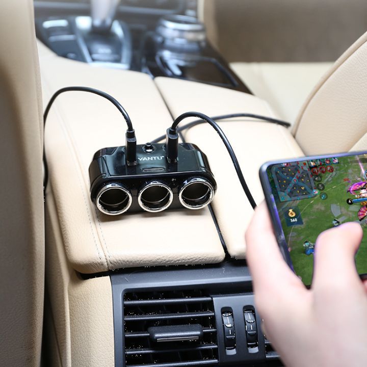 急速充電対応 シガーソケット3連