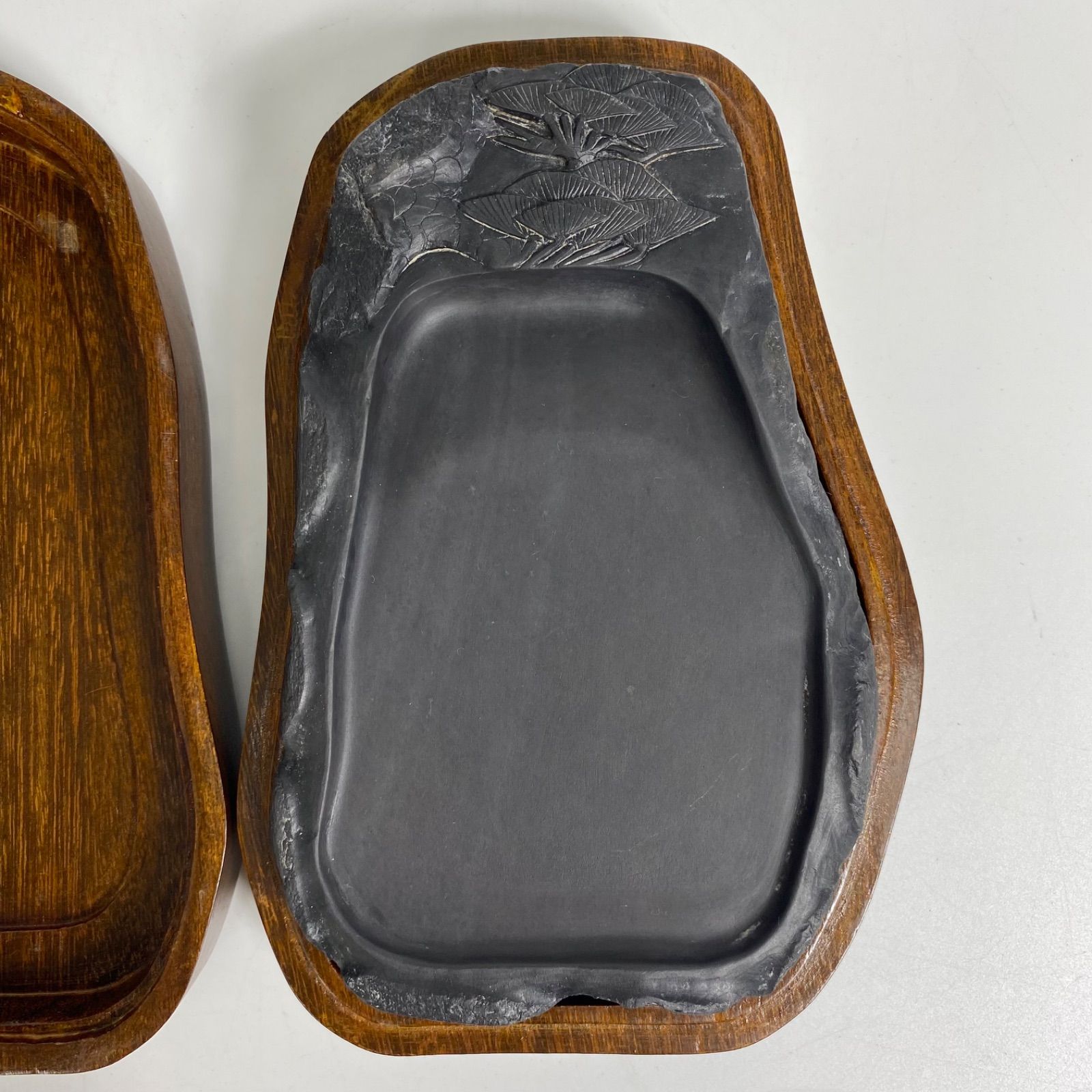 端渓硯 松彫刻 硯 木箱付き 中国硯 唐硯 文房四宝 書道用品 墨磨き