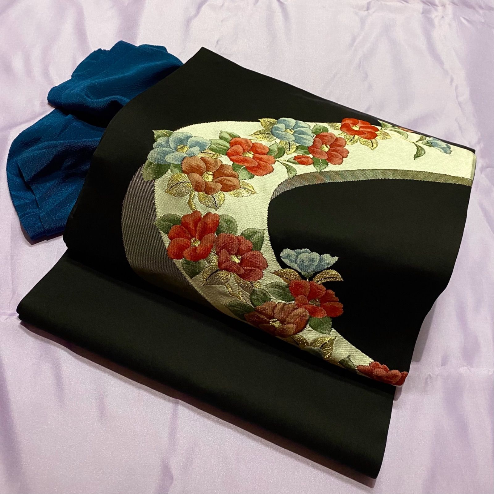 椿模様の織り出し名古屋帯〉枝花 額縁仕立て 和装 送料無料 - メルカリ 