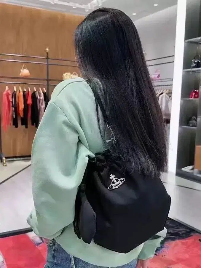 MCM エムシーエム ショルダーバッグ 巾着 ヴィセトス 総柄 ロゴプレート MCM エムシーエム ショルダーバッグ 巾着型 ヴィセトス柄 ブラウン